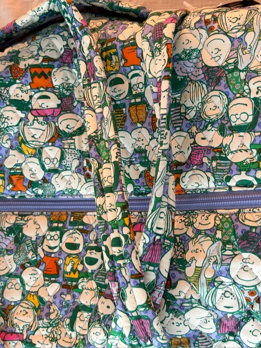 361, NWT Limited Edition Vera Bradley The Peanuts Large Original Duffle Bag. - Picture 5 of 9
